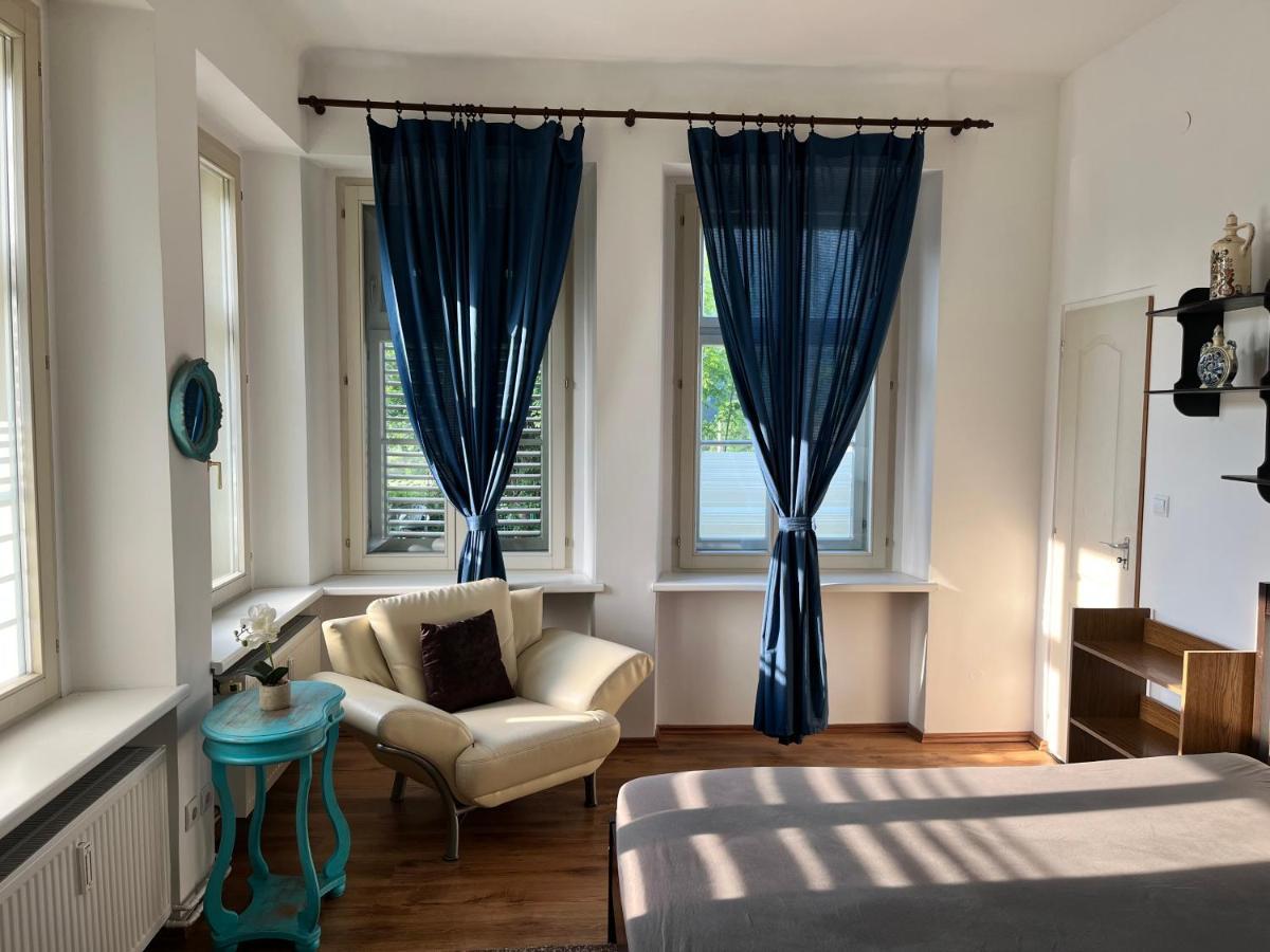 Arnie Apartman Арнолдщайн Екстериор снимка
