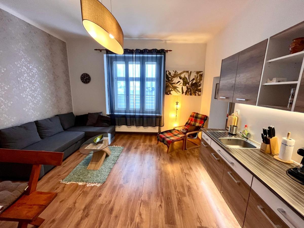 Arnie Apartman Арнолдщайн Екстериор снимка
